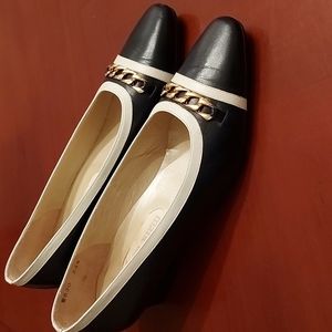 Vintage ladies shoes